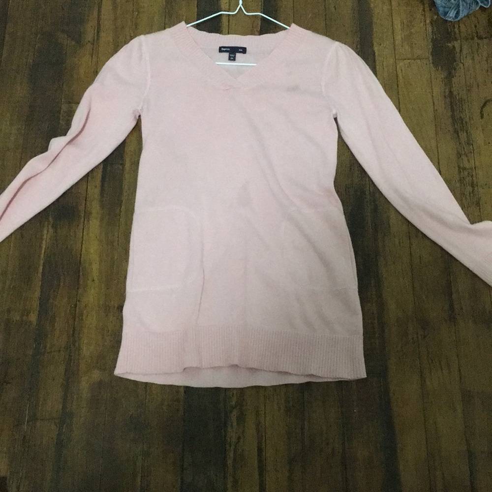 Long sleeve gap girls sweater with pockets